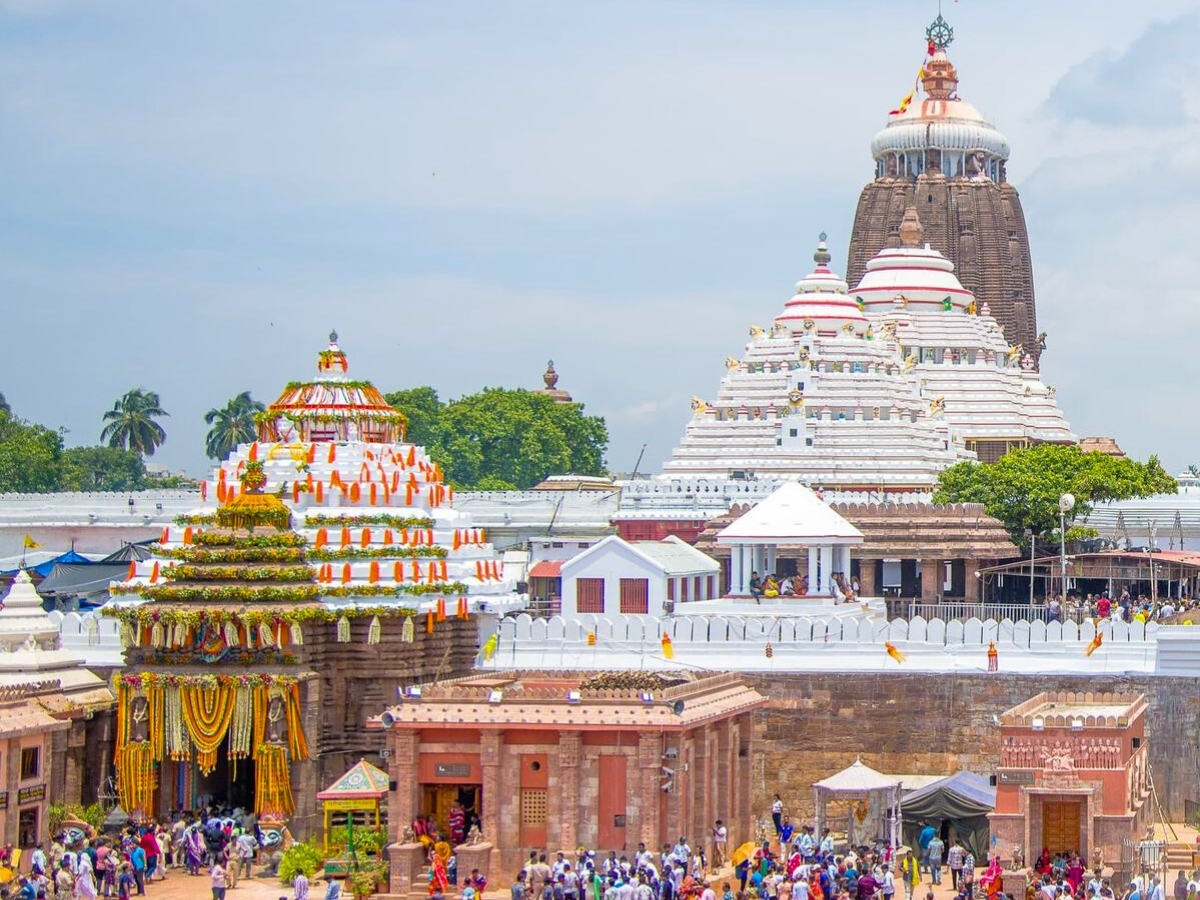 Lord Jagannath: Ultimate 2025 Guide to Puri's Divine Trio – Epic History, Rath Yatra Secrets &amp; Temple Wisdom for the Soulful Traveller